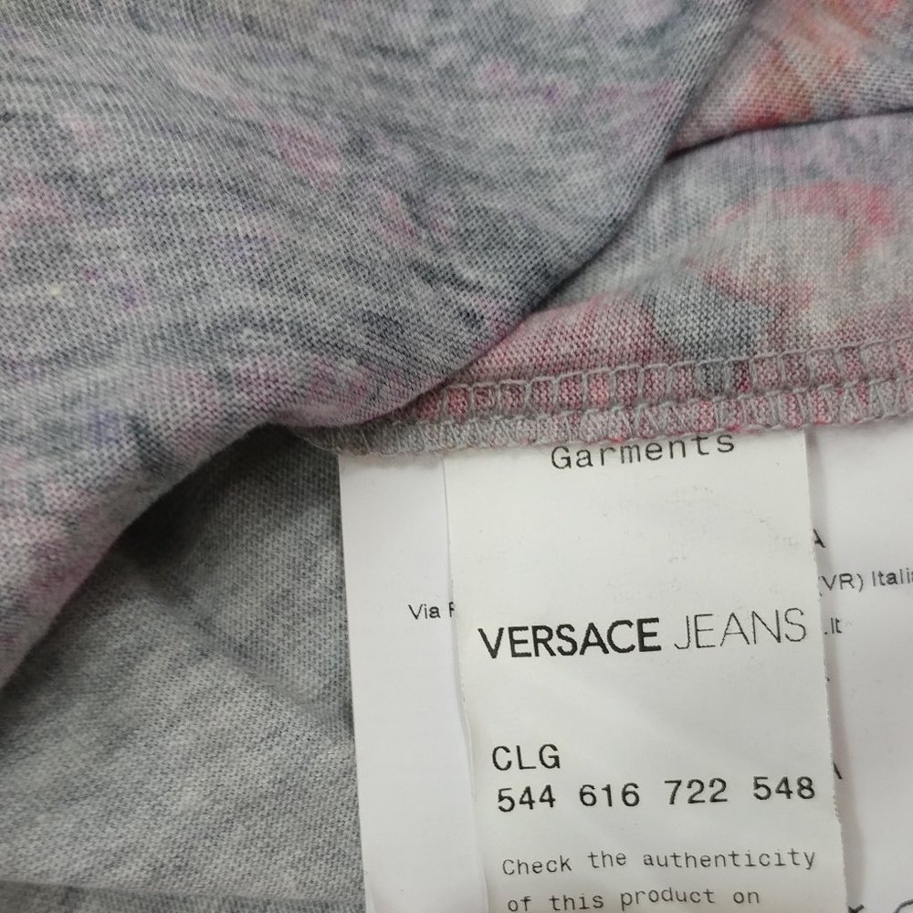 Versace Jeans V-Neck Short Sleeve Men T-Shirt L - Picture 8 of 10